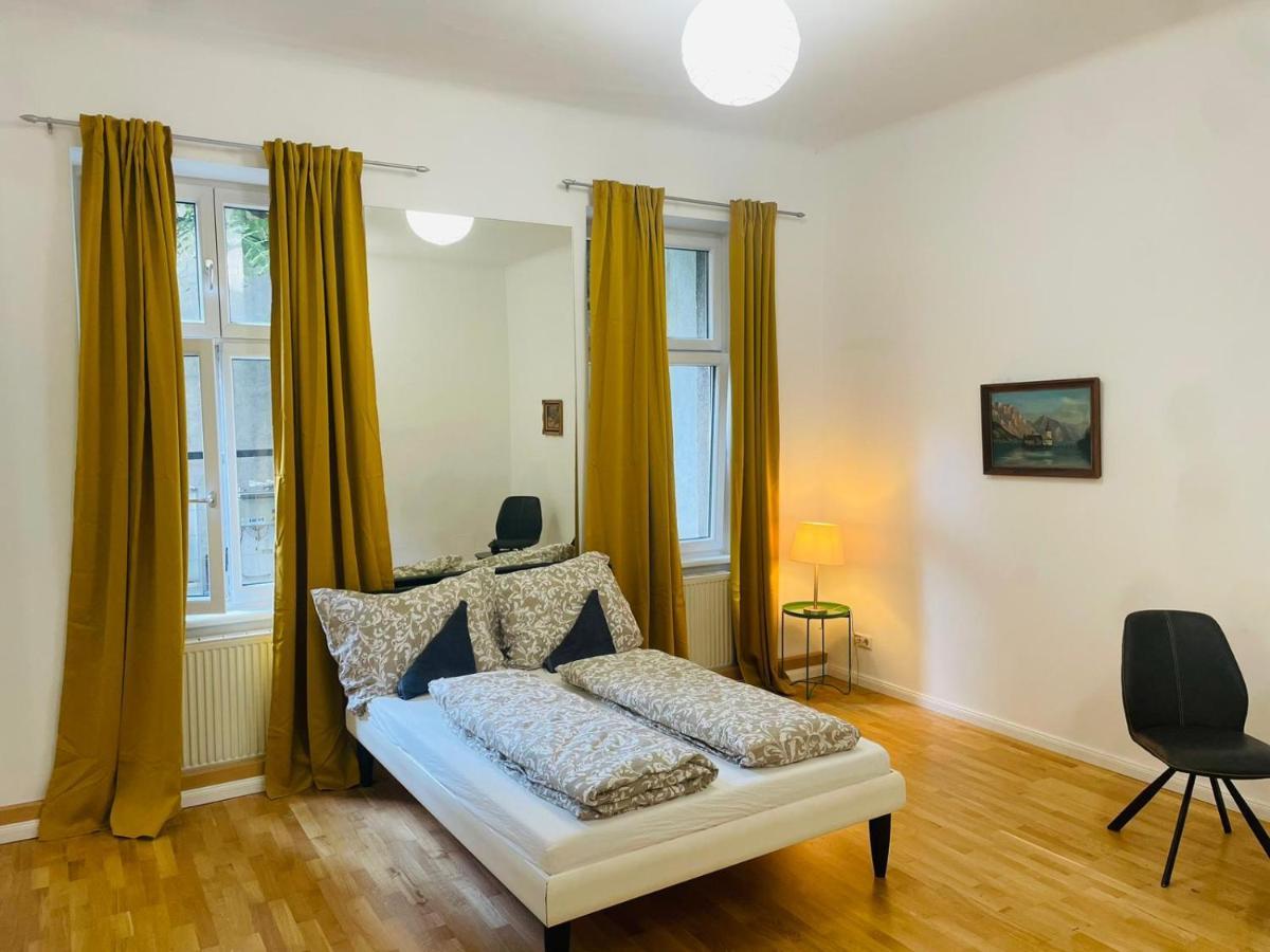 Direct City Center-Privat Rooms-5 Minutes Mariahilferstrasse Вена Экстерьер фото